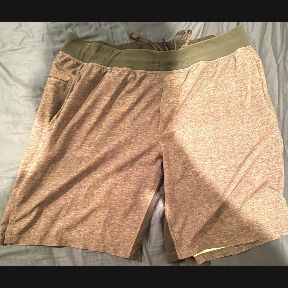 Lululemon 9” T.H.E Lined Short 9” - Gray XXL